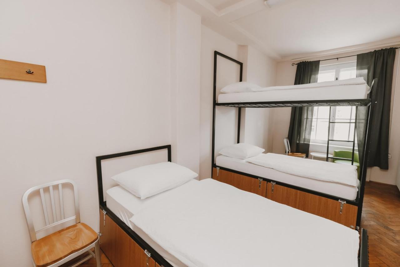 לובליאנה Party Hostel Zzz מראה חיצוני תמונה